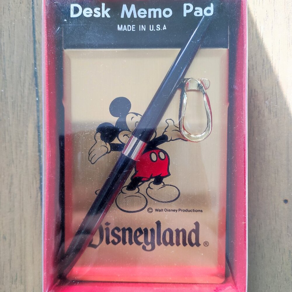 Vintage Disney Mickey Mouse desk memo pad and pen